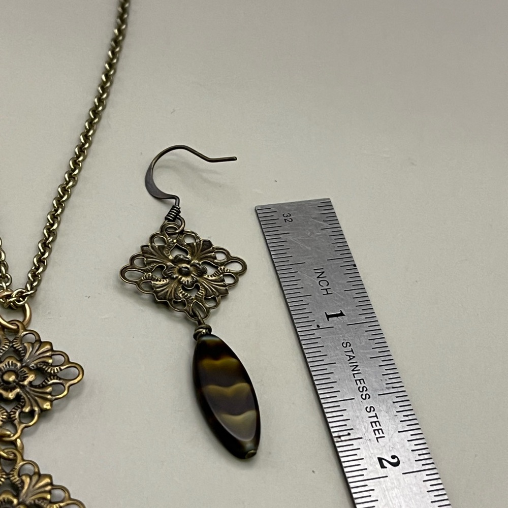 Bronze and Brown Filigree Necklace with Ornate Design - Picture 3 of 4